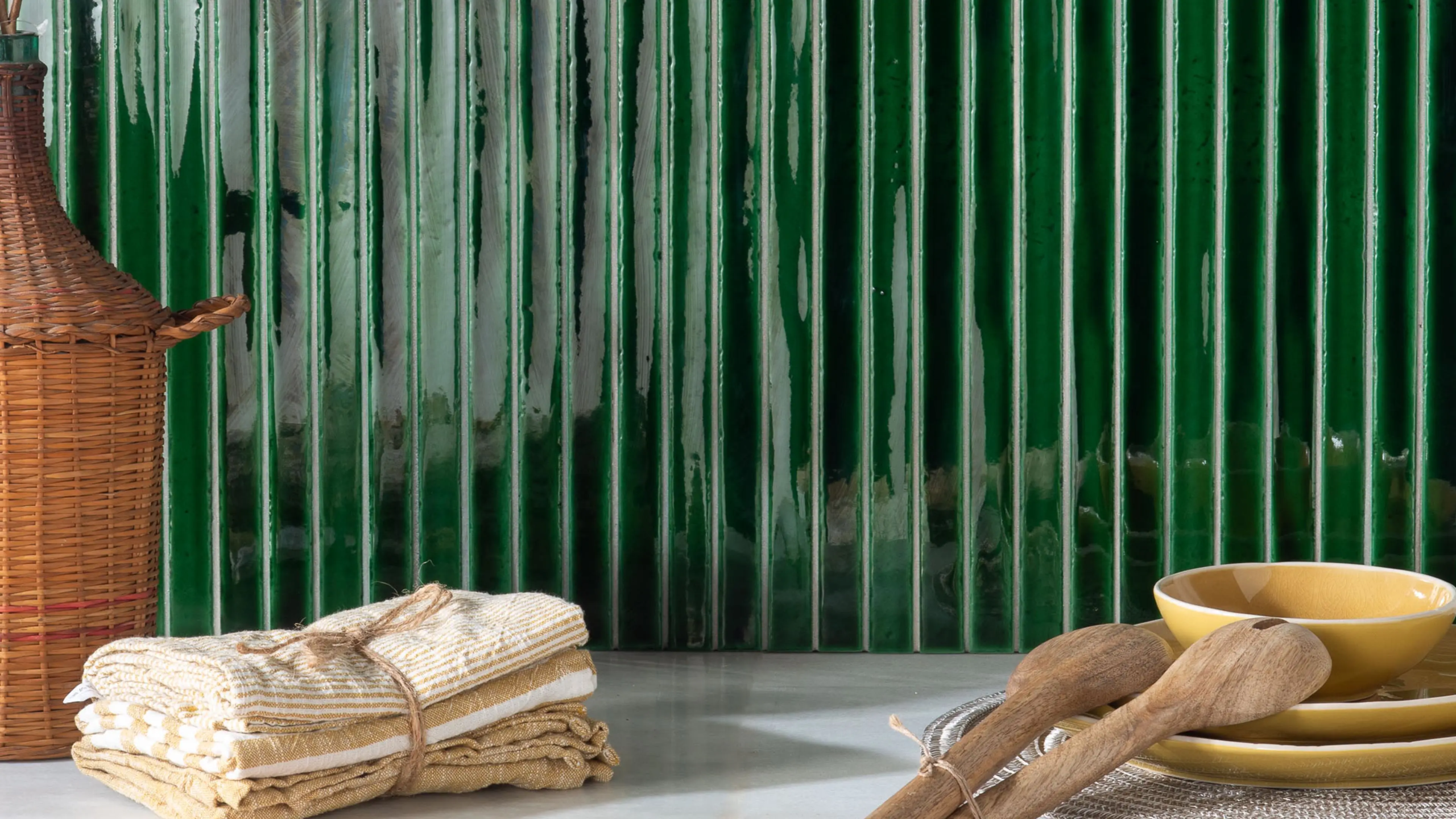 Wandtegels vtwonen Rib Jungle Crackle Glans 13,4x45